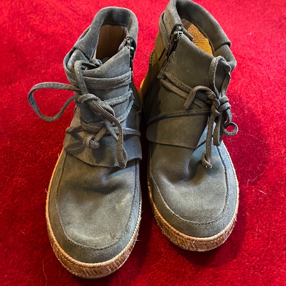 Ugg moccasins